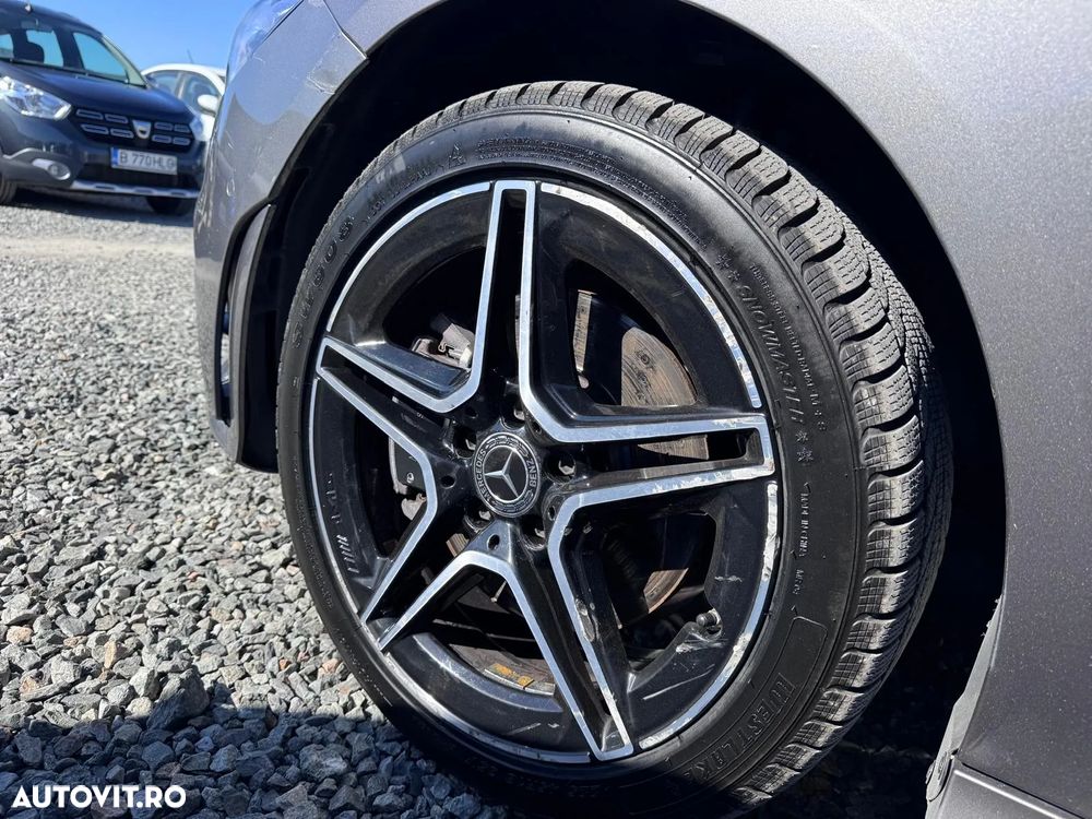 Mercedes-Benz CLA - 37