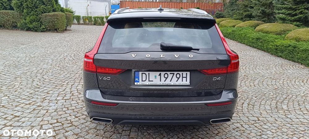 Volvo V60 Cross Country - 5