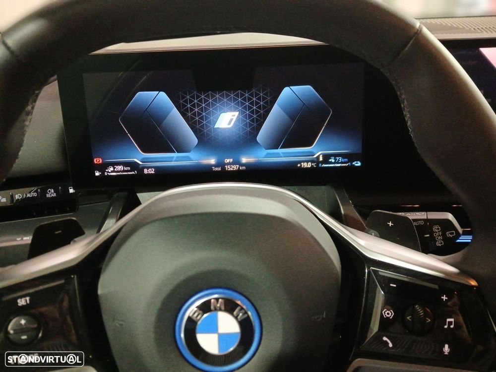 BMW 530 e Line Luxury - 13