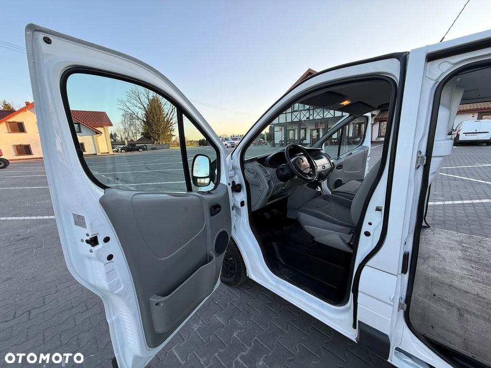 Opel VIVARO - 22