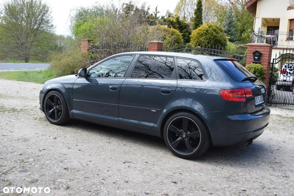Audi A3 Sportback 1.9 TDI DPF S line Sportpaket (plus) - 4