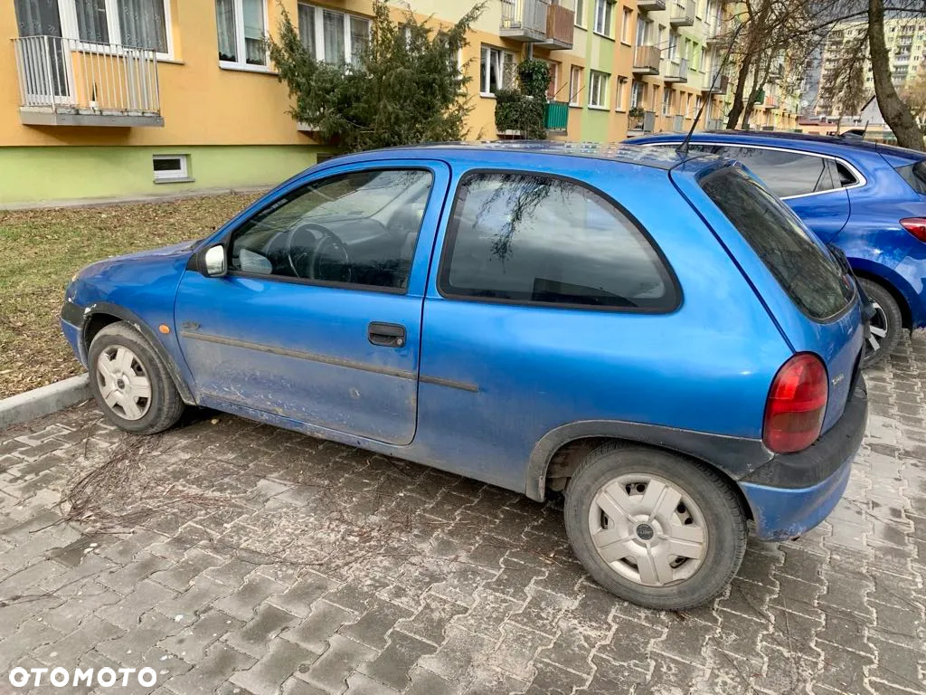 Opel Corsa - 2