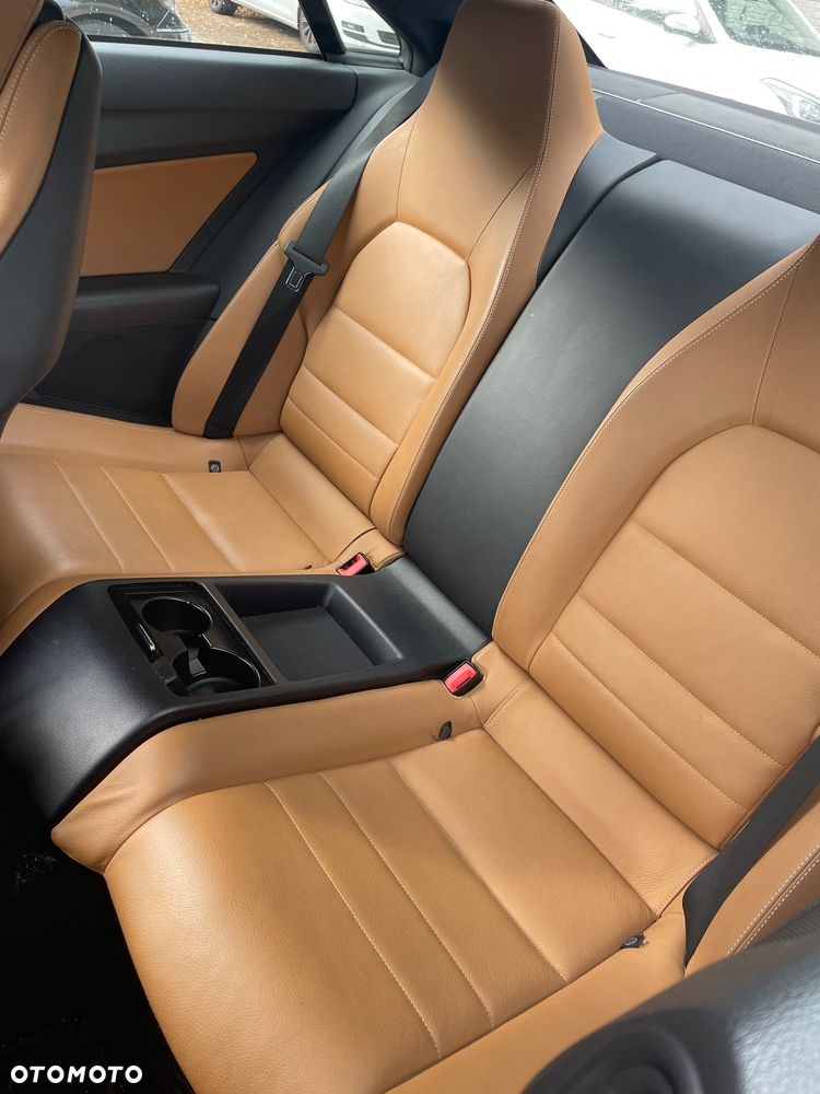 Mercedes-Benz Klasa E 250 CDI DPF BlueEFFICIENCY Automatik Elegance - 11