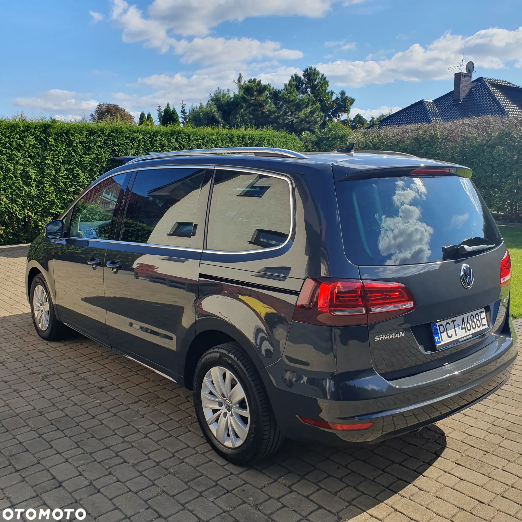 Volkswagen Sharan 2.0 TDI BMT Comfortline DSG - 3