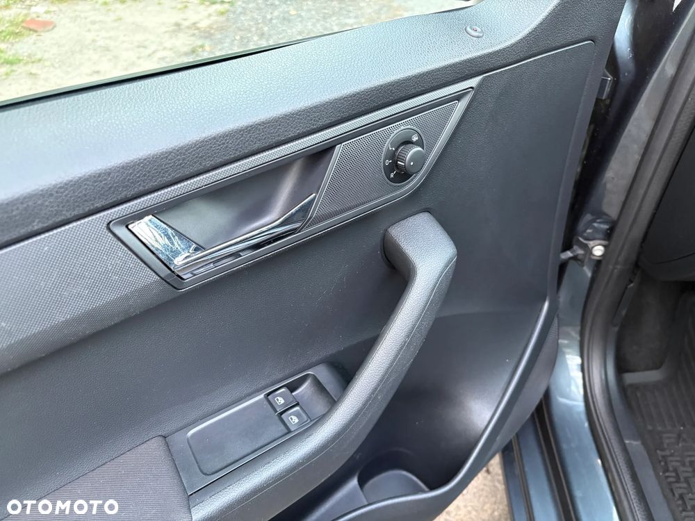 Skoda Fabia 1.0 TSI Ambition - 12