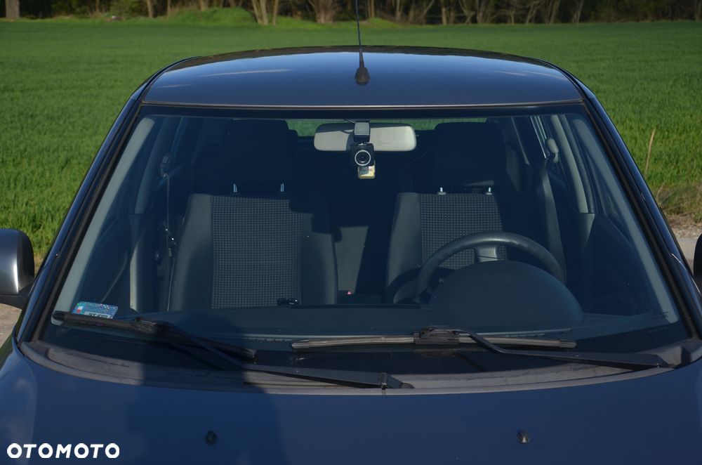 Suzuki Swift - 9