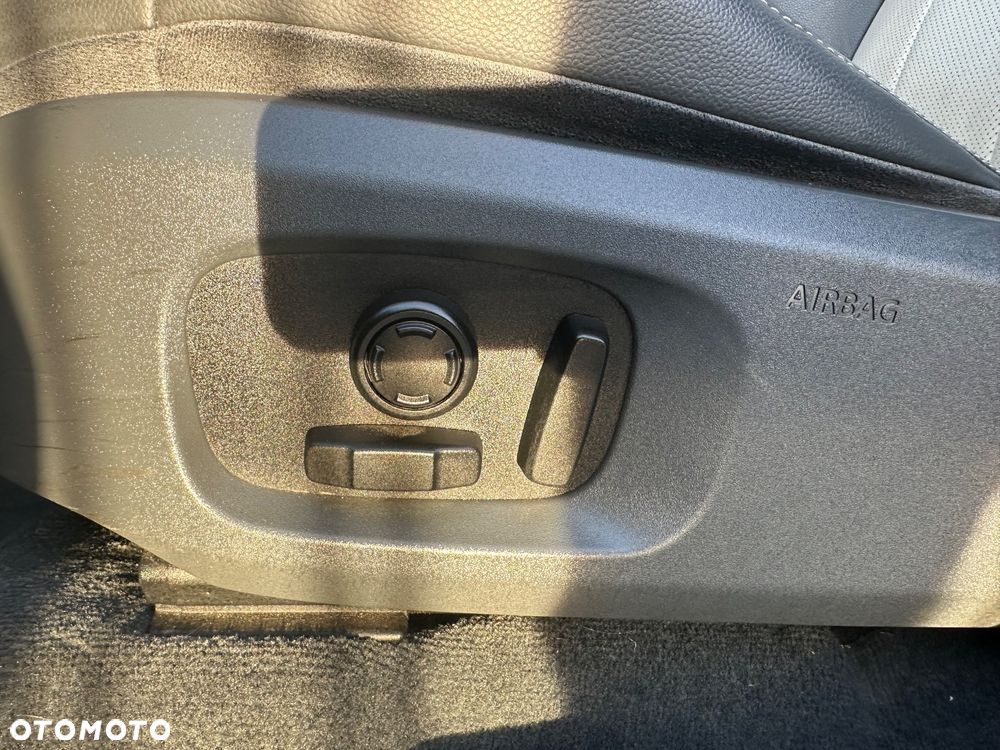 Land Rover Range Rover Evoque - 11