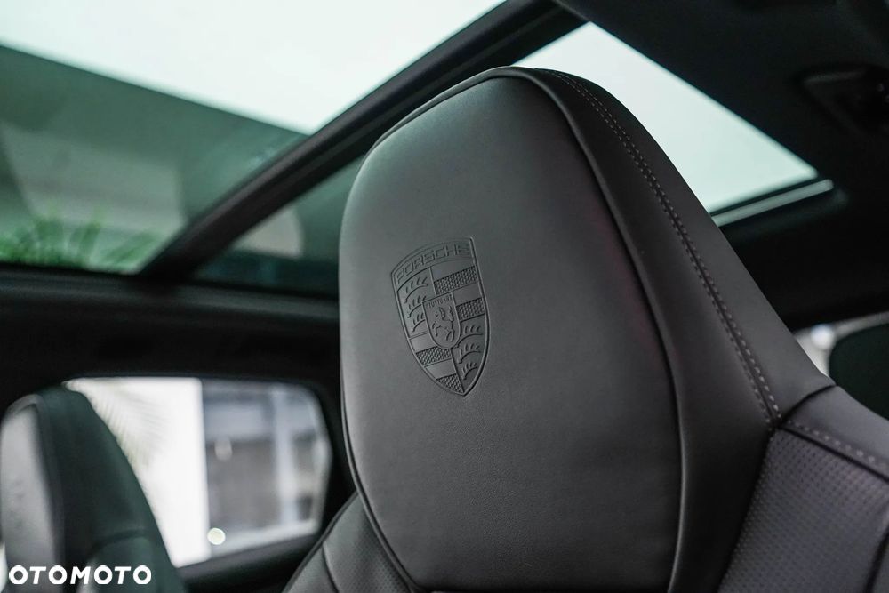 Porsche Cayenne Standard - 32