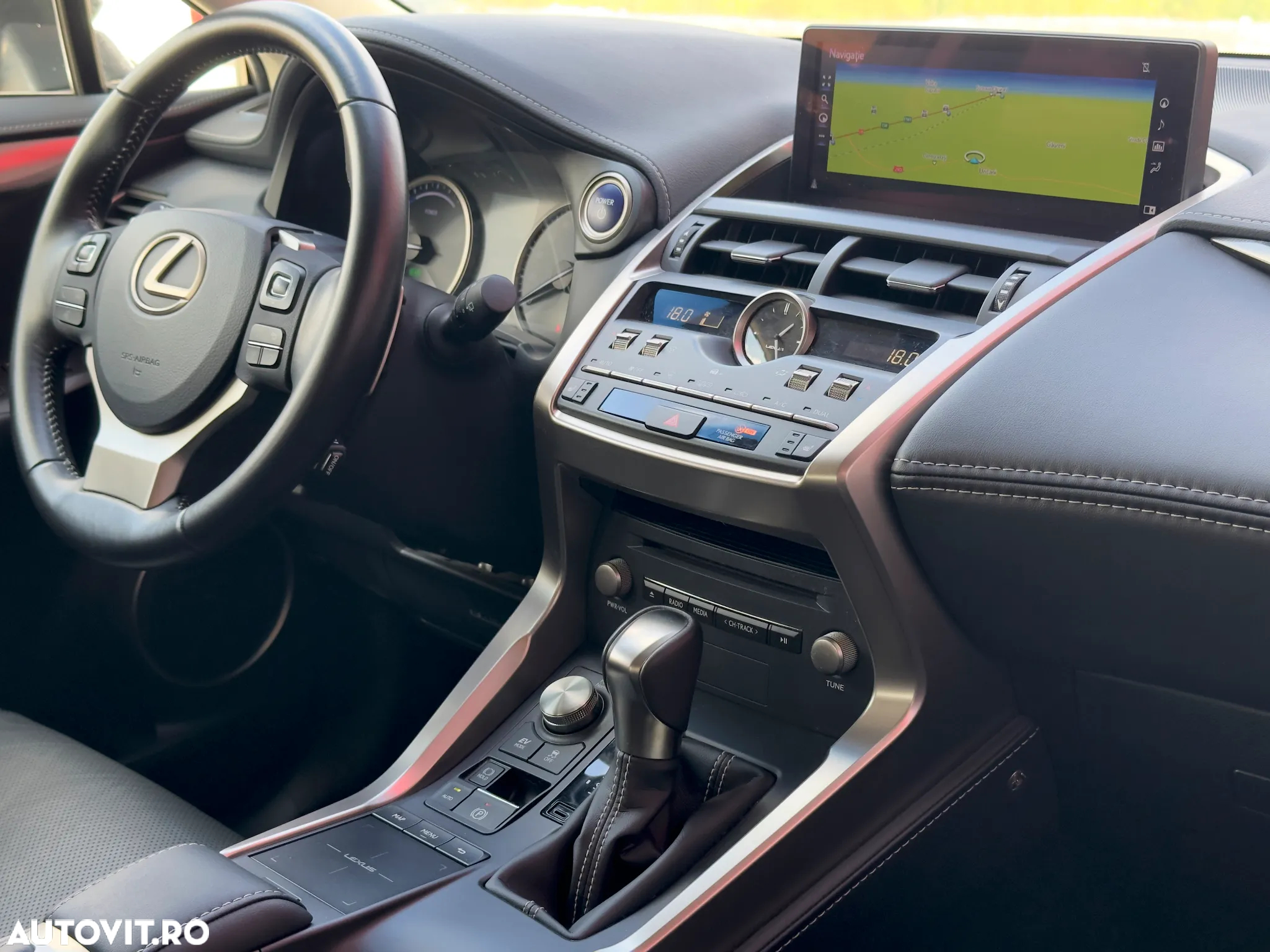 Lexus Seria NX 300h AWD Executive Plus - 2