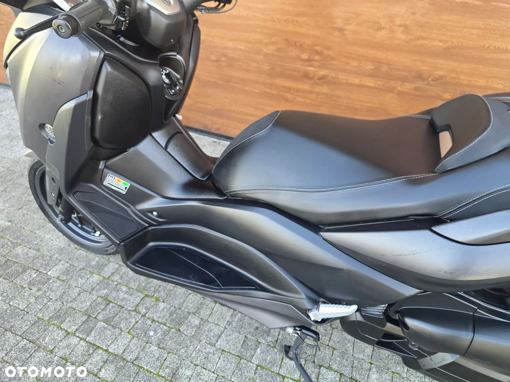 Yamaha X-max - 33