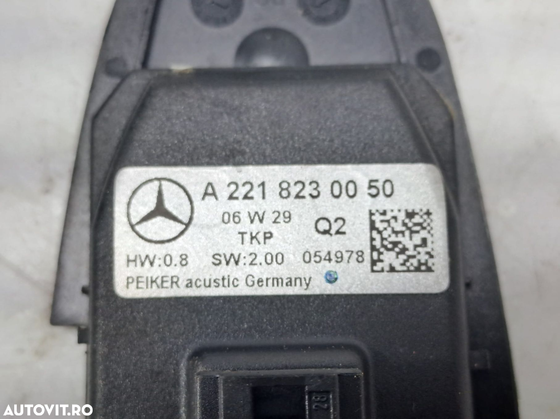 Consola centrala telefon a2218230050 Mercedes-Benz S-Class W221  [din - 4