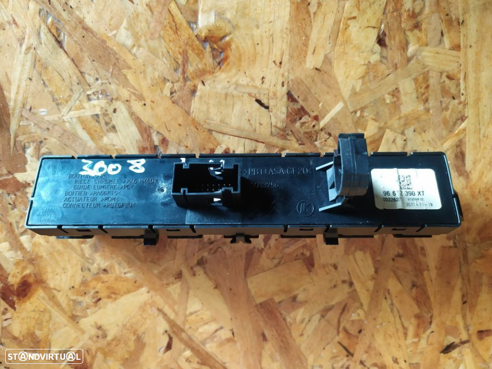 BOTÃO / INTERRUPTOR 4 PISCAS PEUGEOT 3008 09-15 96672390XT - 2