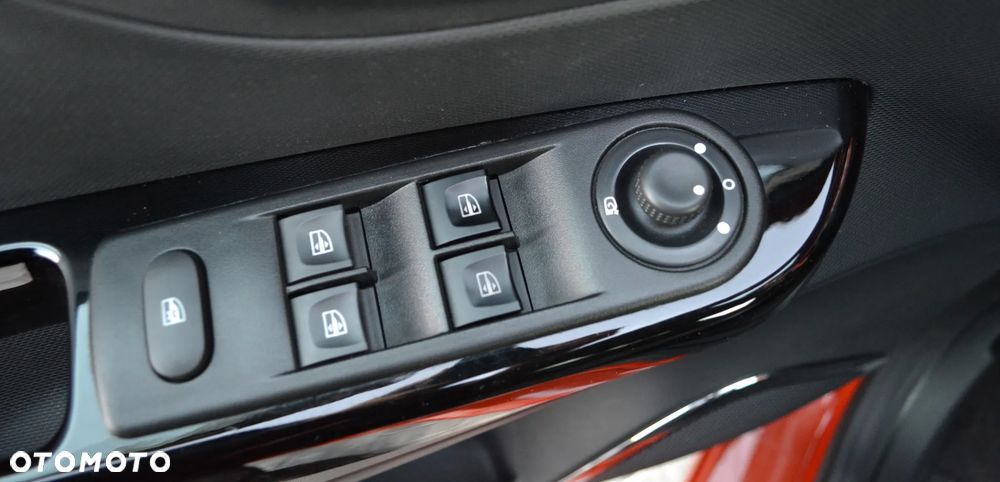 Renault Captur ENERGY TCe 120 EDC XMOD - 16