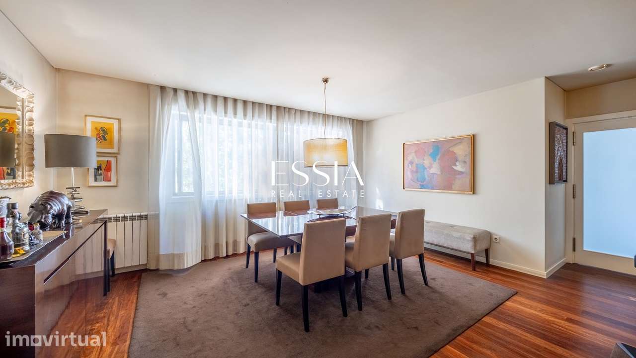 Apartamento T4 com Garagem em Matosinhos Sul Perto Praia - Grande imagem: 4/40