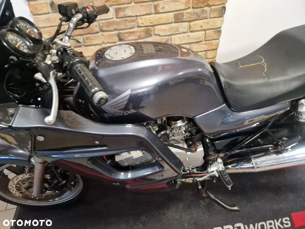 Honda CB - 15