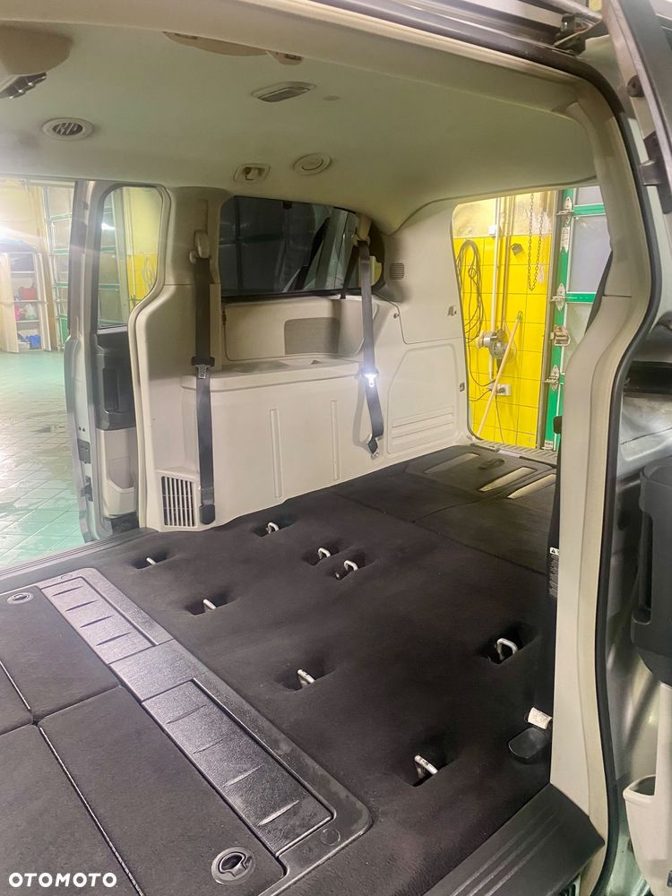 Chrysler Grand Voyager 2.8 CRD Touring - 15