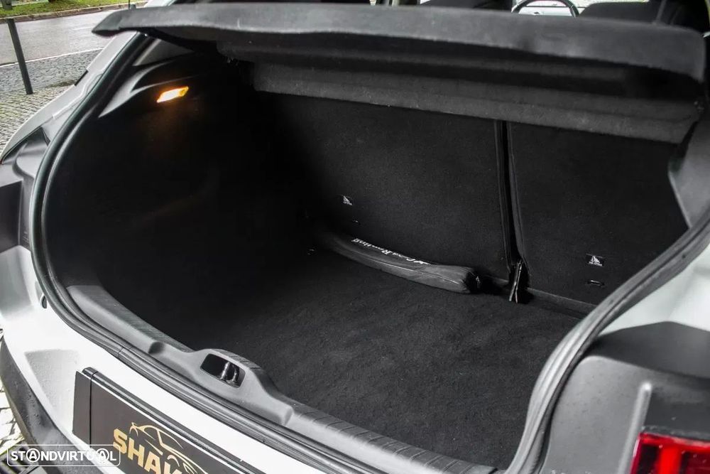 Citroën C4 Cactus 1.2 PureTech Shine - 28