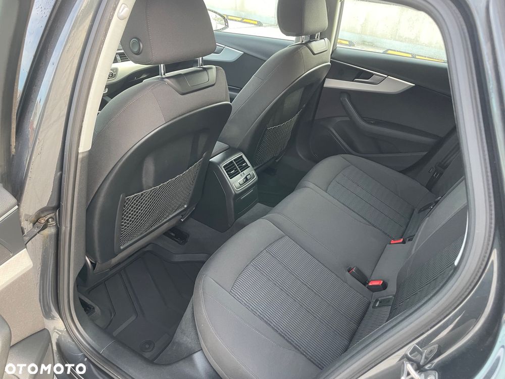 Audi A4 Avant 2.0 TDI ultra S tronic design - 13
