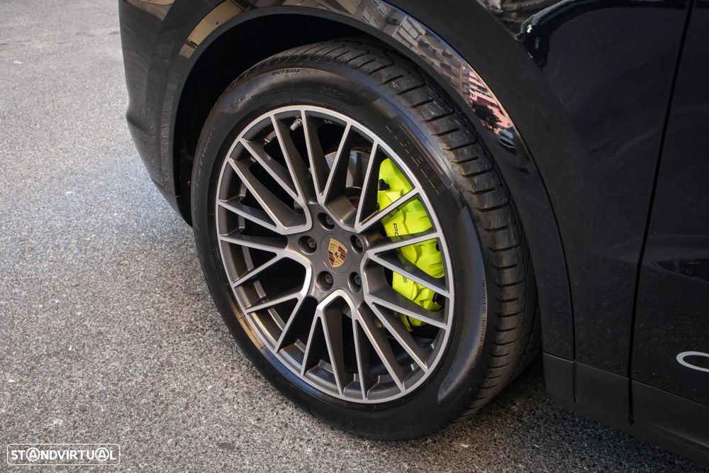 Porsche Cayenne E-Hybrid - 4