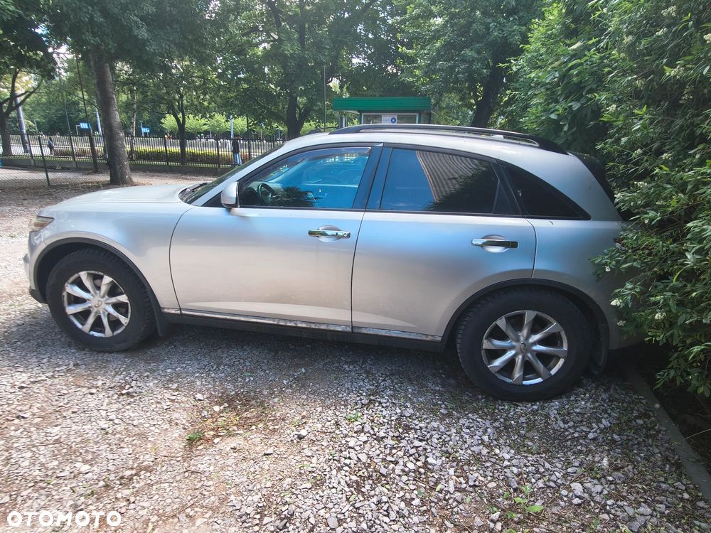 Infiniti FX - 6