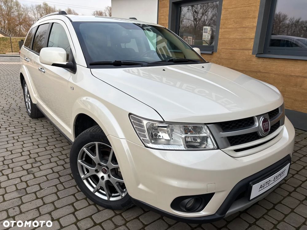 Fiat Freemont 2.0 Multijet 16V DPF Automatik Allrad Lounge - 2