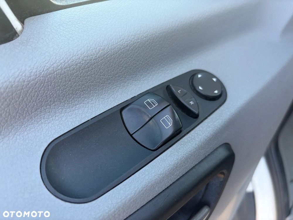 Volkswagen Crafter - 15