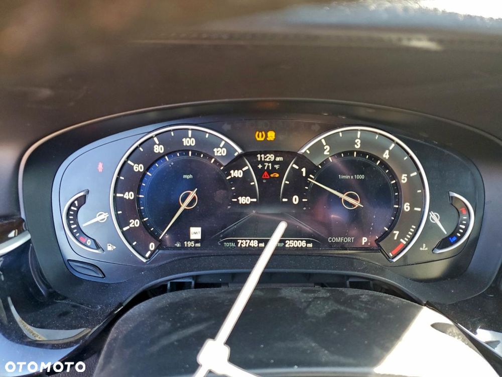 BMW Seria 5 530i - 11