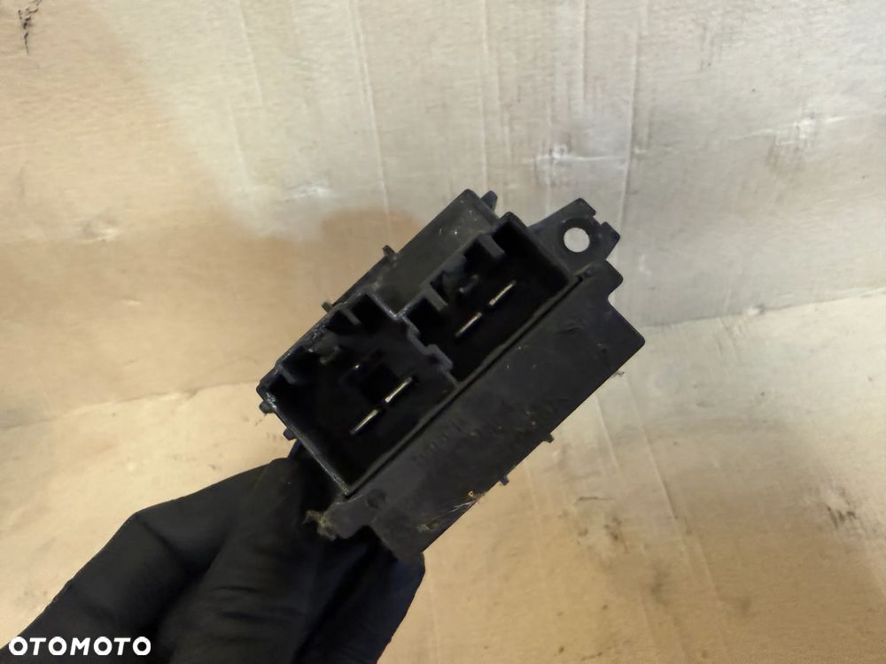 Rezystor opornik dmuchawy Opel Mokka 13503201 - 2