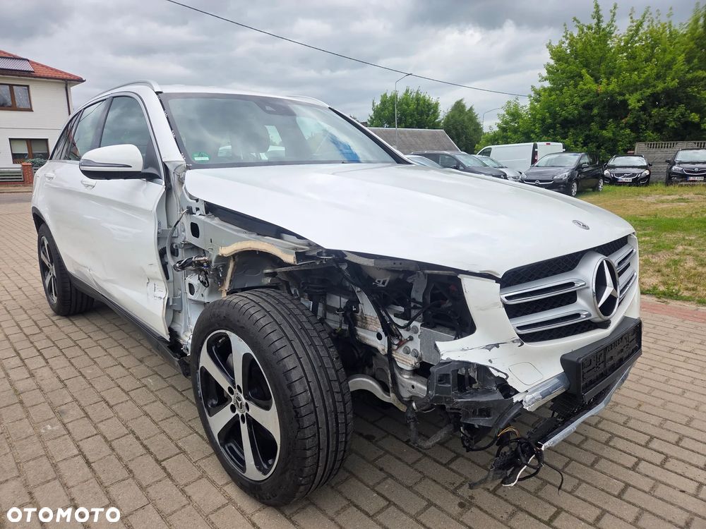 Mercedes-Benz GLC 250 4Matic 9G-TRONIC Exclusive - 7