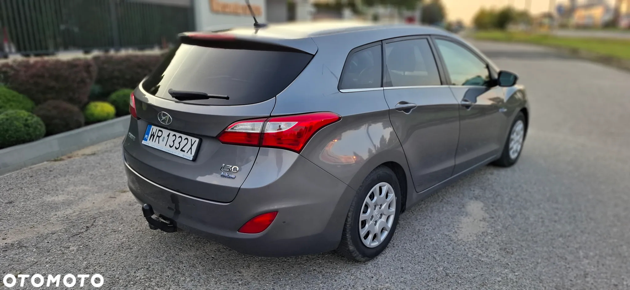 Hyundai i30 i30cw blue 1.6 CRDi Trend - 5