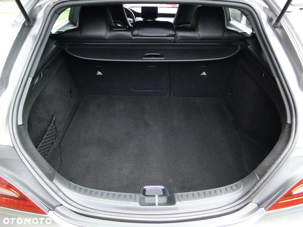 Mercedes-Benz CLA 200 7G-DCT AMG Line - 21