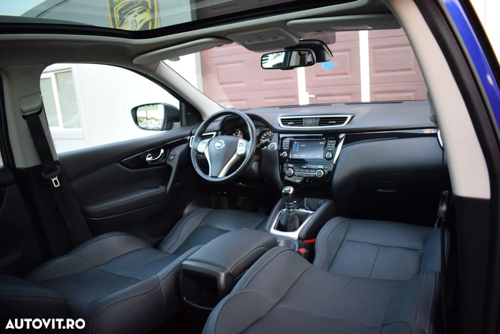 Nissan Qashqai 1.5 DCI TEKNA+ - 8