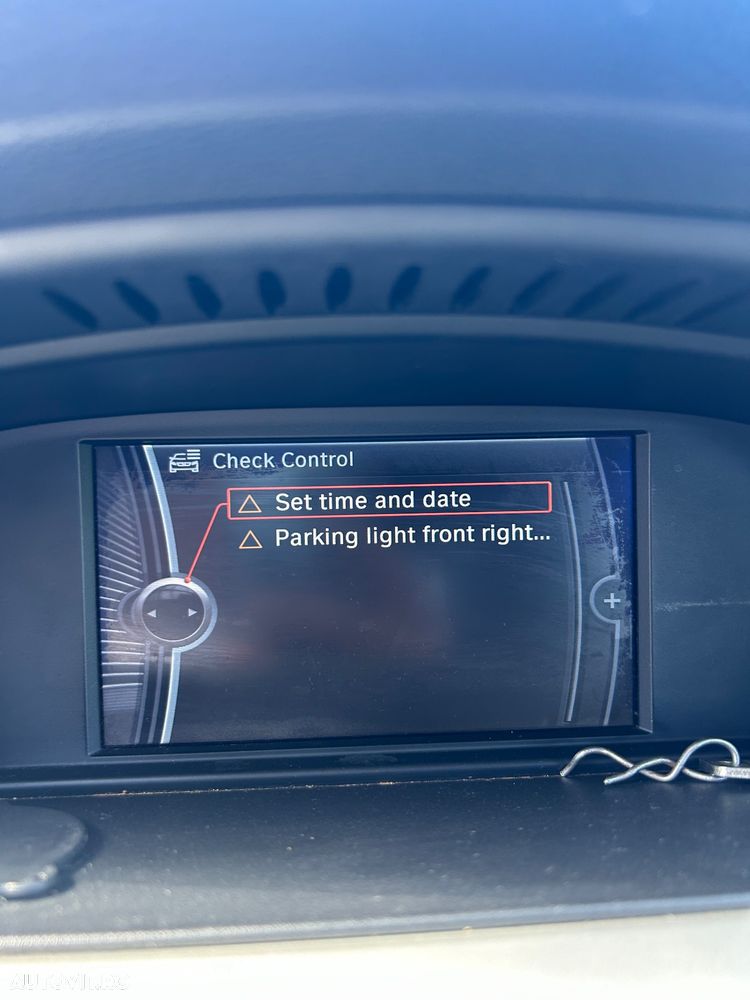 BMW Seria 3 318d - 10