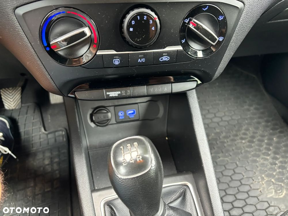 Hyundai i20 1.2 BlueDrive Classic + - 7