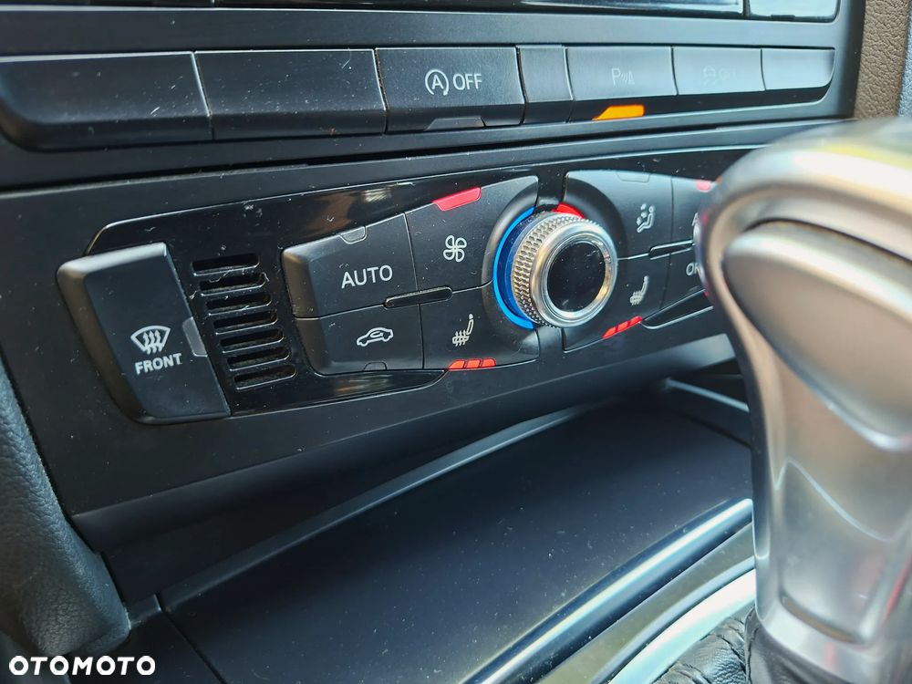 Audi A4 Avant 2.0 TDI DPF multitronic S line Sportpaket - 33