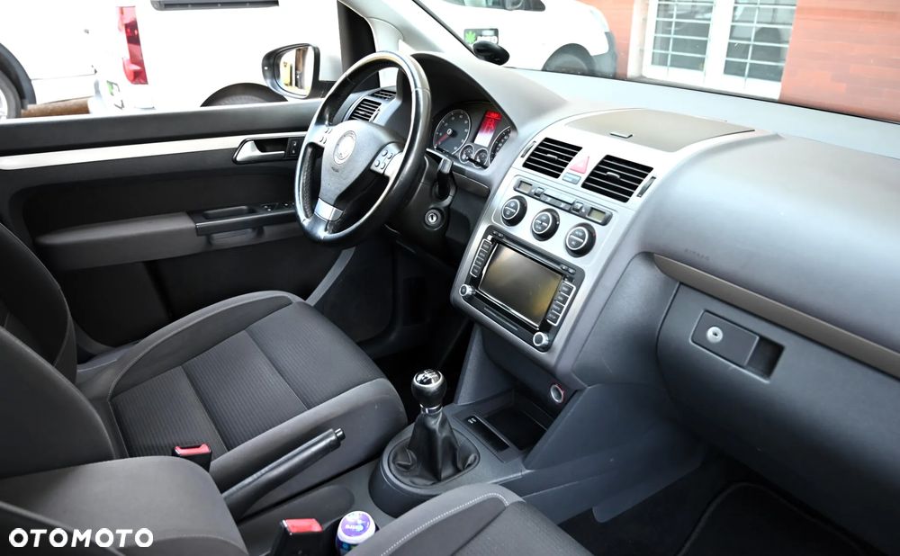 Volkswagen Touran 1.4 TSI Trendline - 26