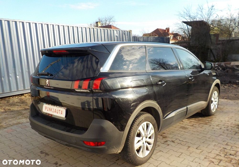Peugeot 5008 - 10