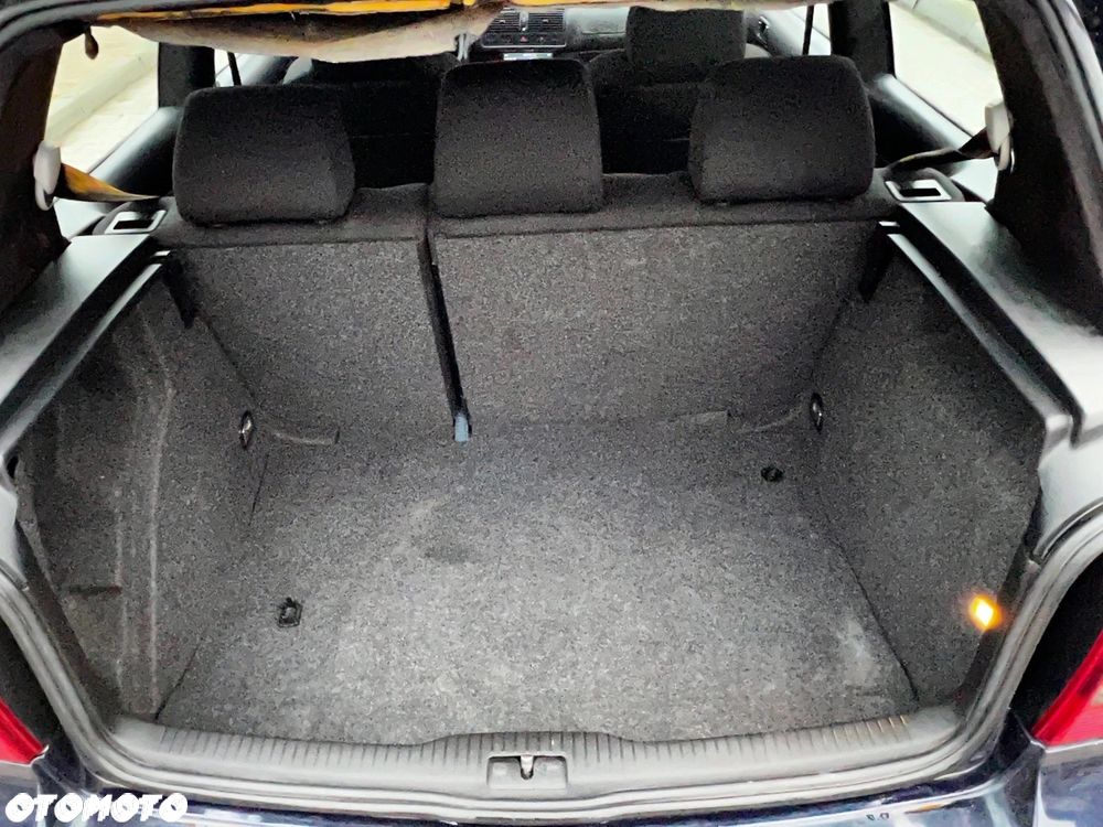 Volkswagen Golf - 13