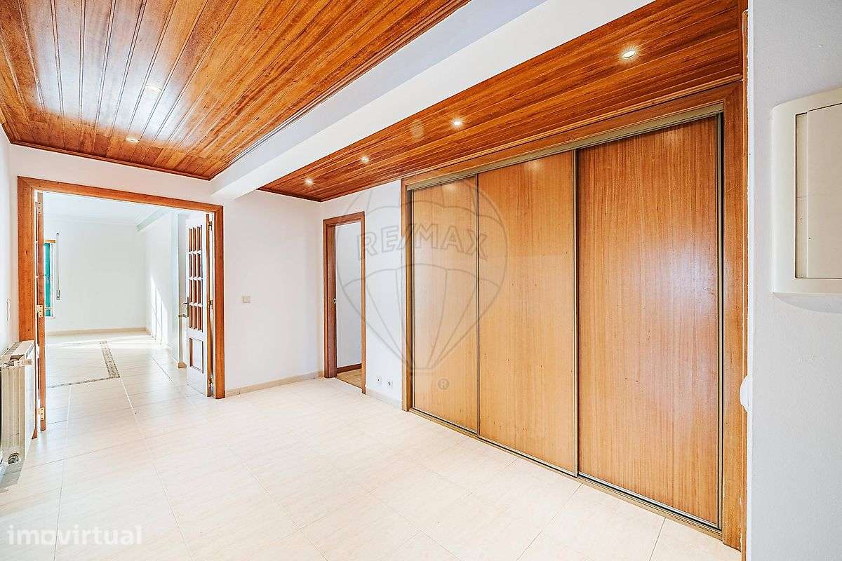 Apartamento T4 para venda