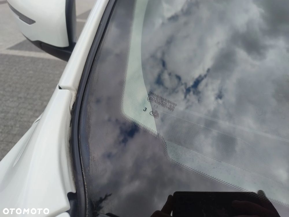 Nissan Qashqai 1.2 DIG-T Xtronic N-Vision - 26