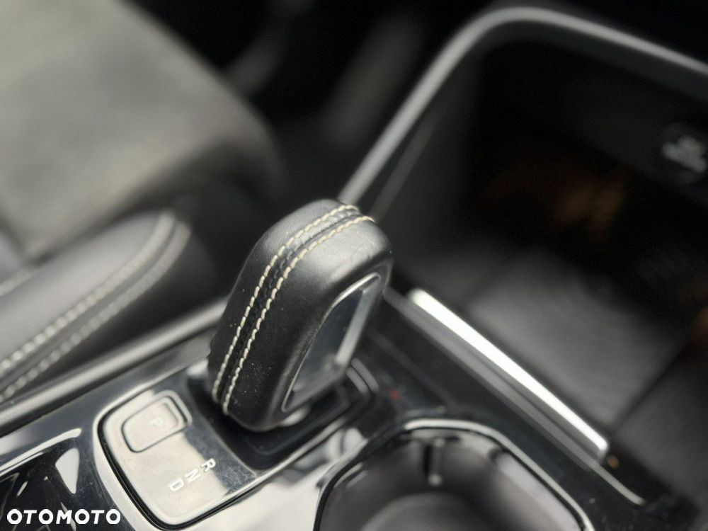 Volvo XC 40 D3 SCR R-Design - 30