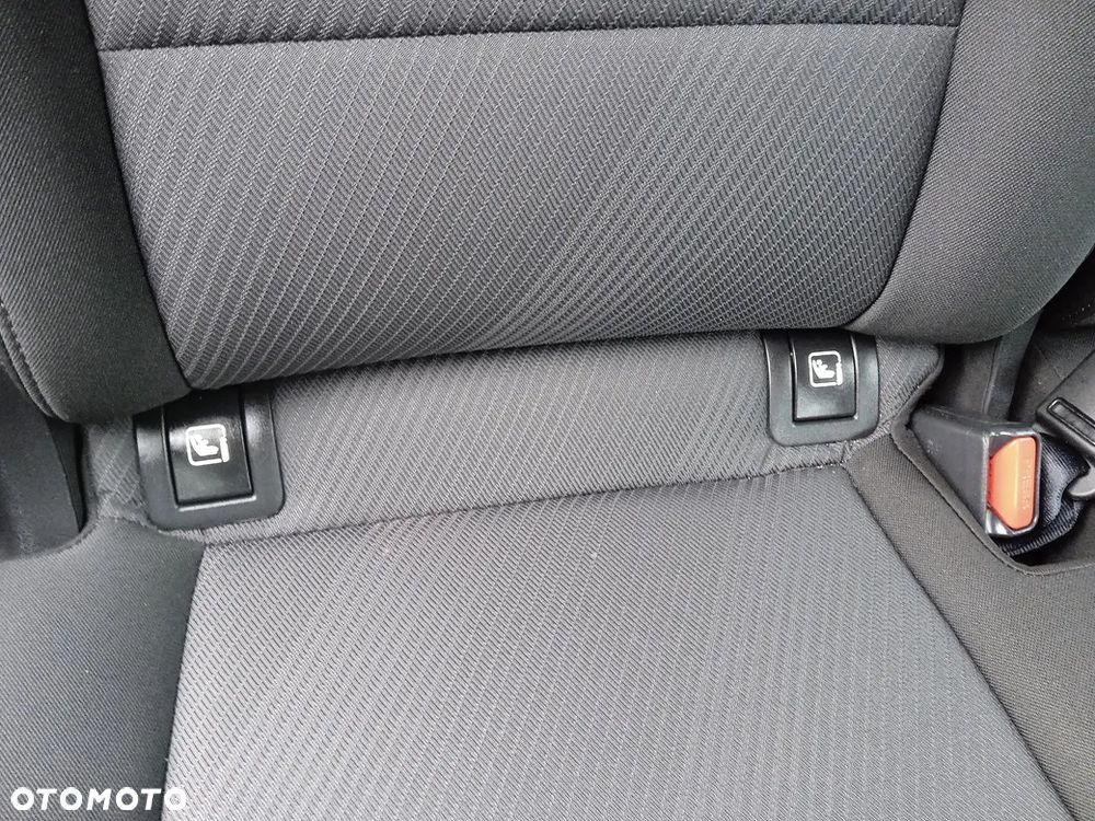 Hyundai Tucson 1.6 GDI BlueDrive Comfort 2WD - 21
