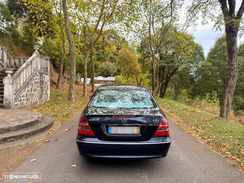 Mercedes-Benz E 270 - 4
