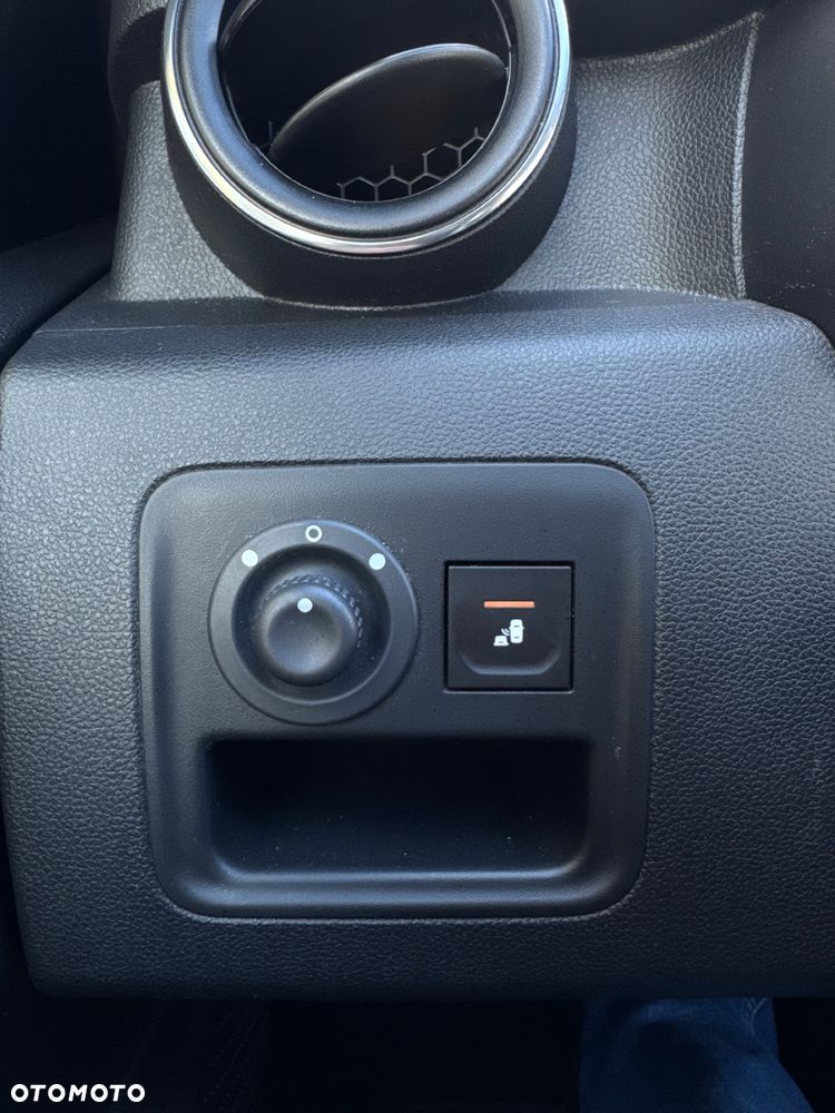Dacia Duster SCe 115 2WD Prestige - 28
