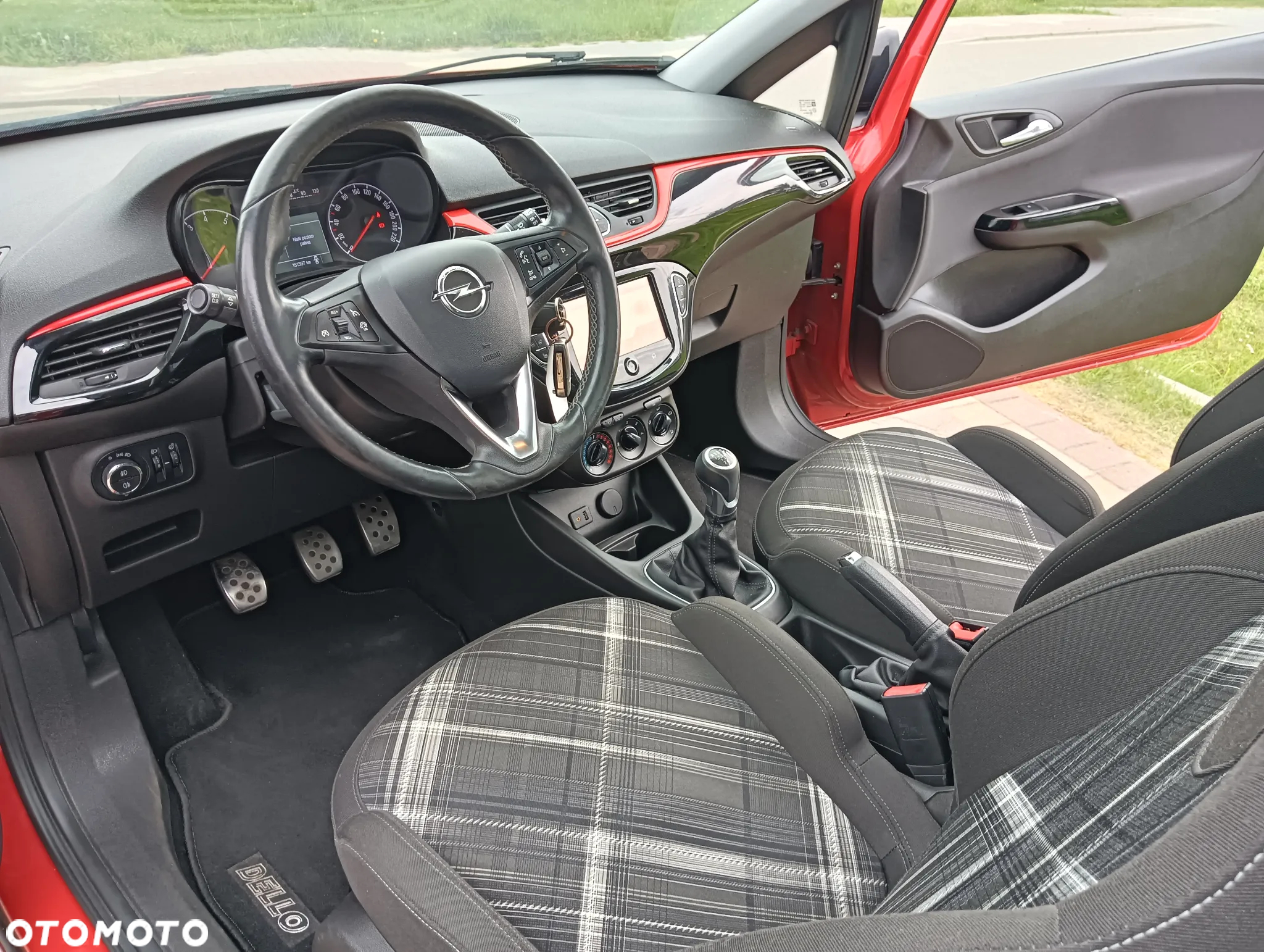 Opel Corsa 1.4 Cosmo - 11
