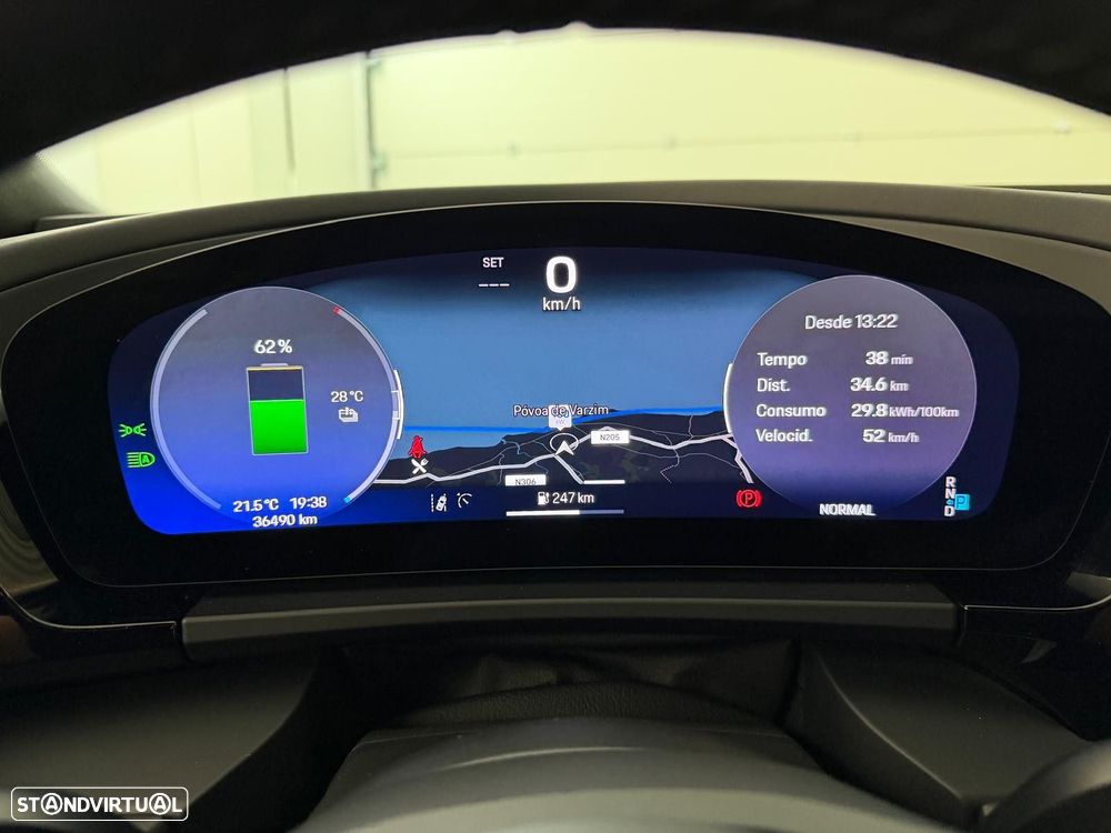 Porsche Macan Electric 4 - 27