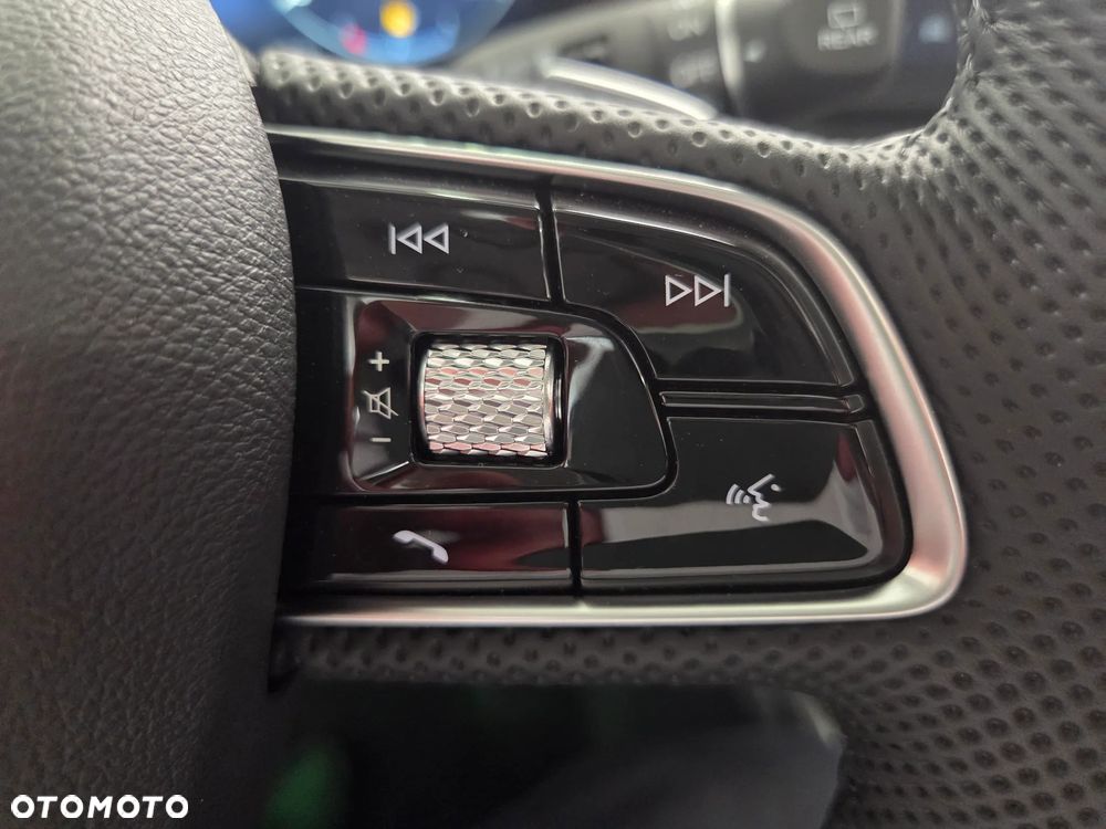 Hongqi HS5 2.0T Executive AWD - 15