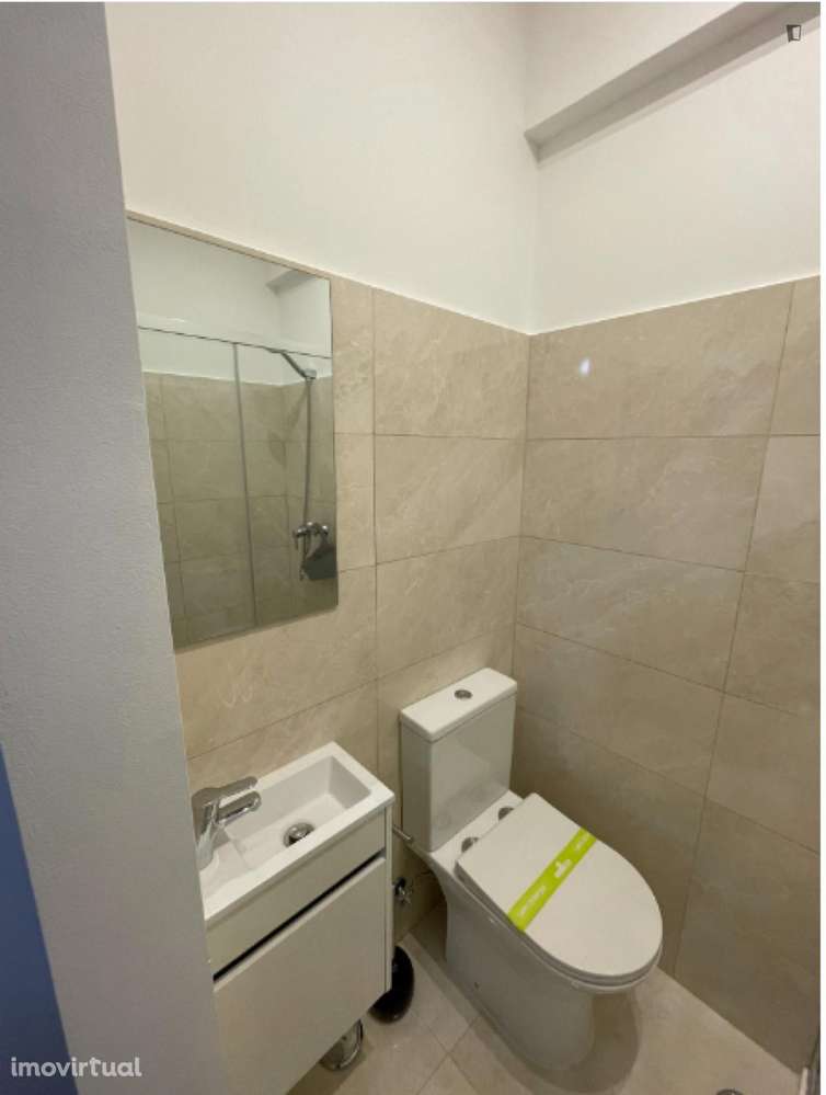 Quarto - localizado em Alvalade Lisbon - Grande imagem: 5/13