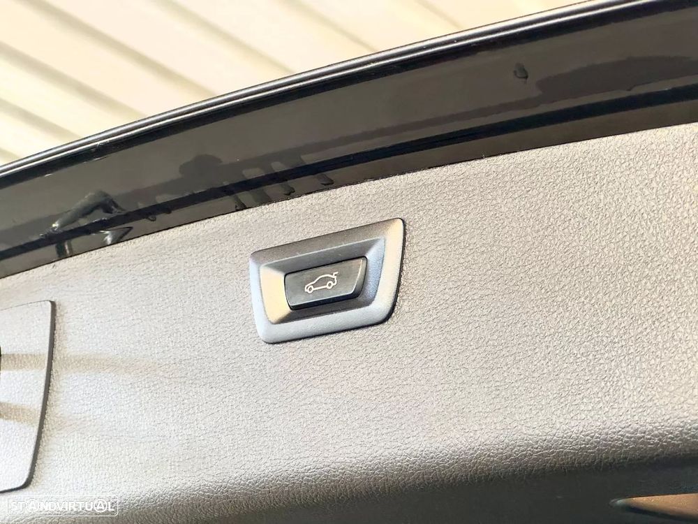 BMW 320 d Touring Aut. Efficient Dynamics Edition Sport Line - 11