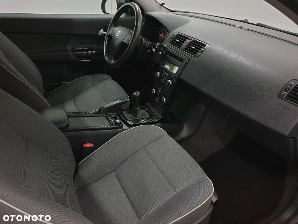 Volvo C30 D2 Momentum - 38